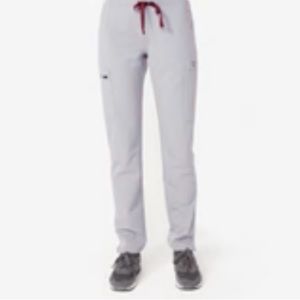 Figs Yola skinny scrub pants in Cement